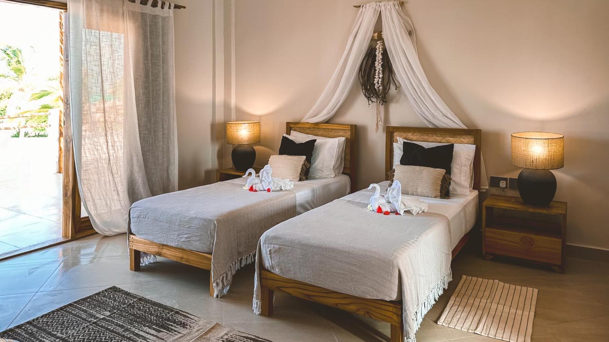 Kaskazi Hotel Zanzibar จัมเบียนี ภายนอก รูปภาพ