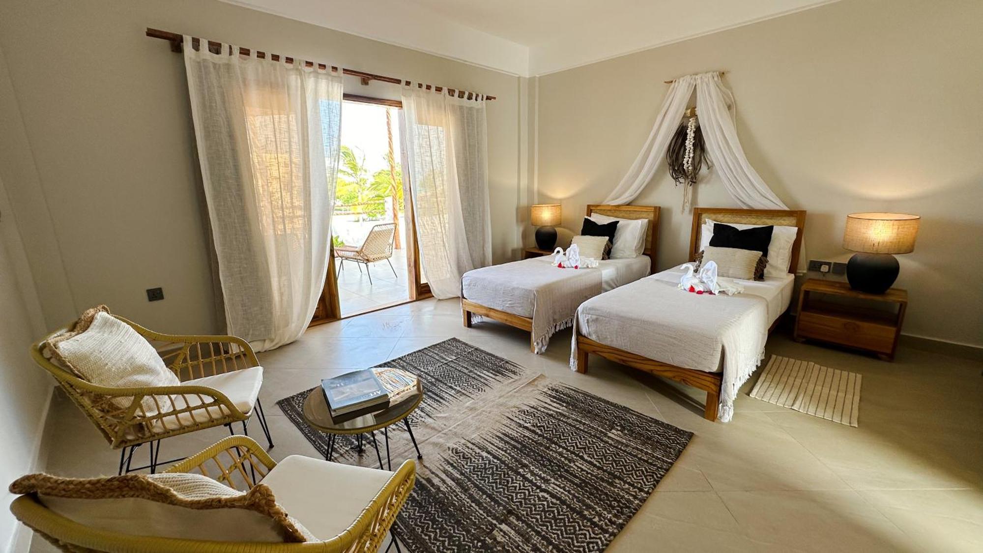 Kaskazi Hotel Zanzibar จัมเบียนี ภายนอก รูปภาพ