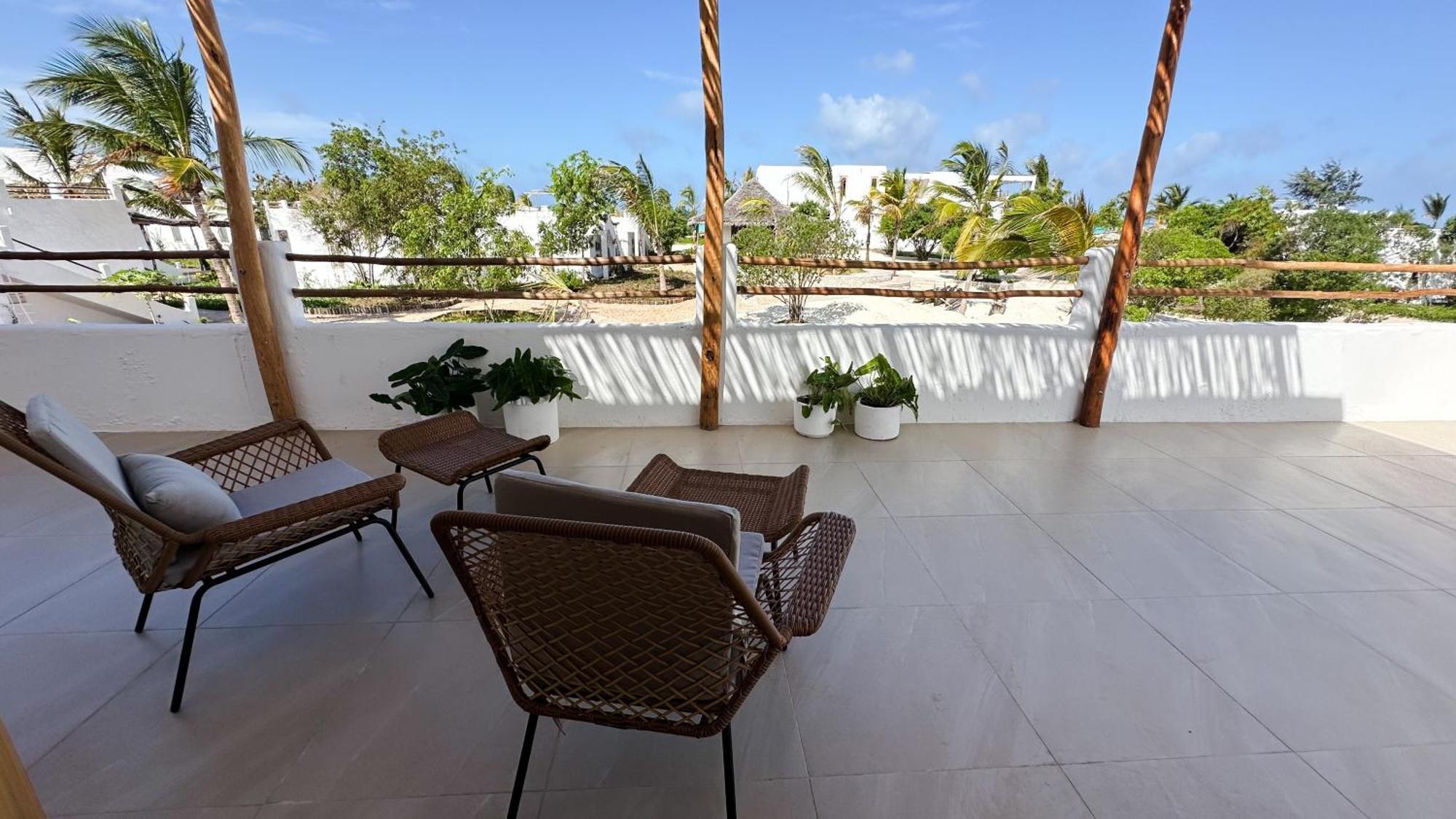 Kaskazi Hotel Zanzibar จัมเบียนี ภายนอก รูปภาพ