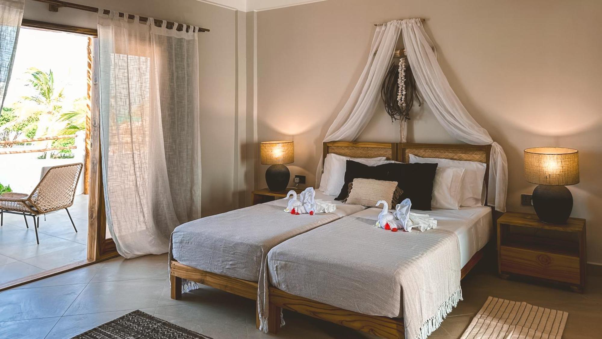 Kaskazi Hotel Zanzibar จัมเบียนี ภายนอก รูปภาพ