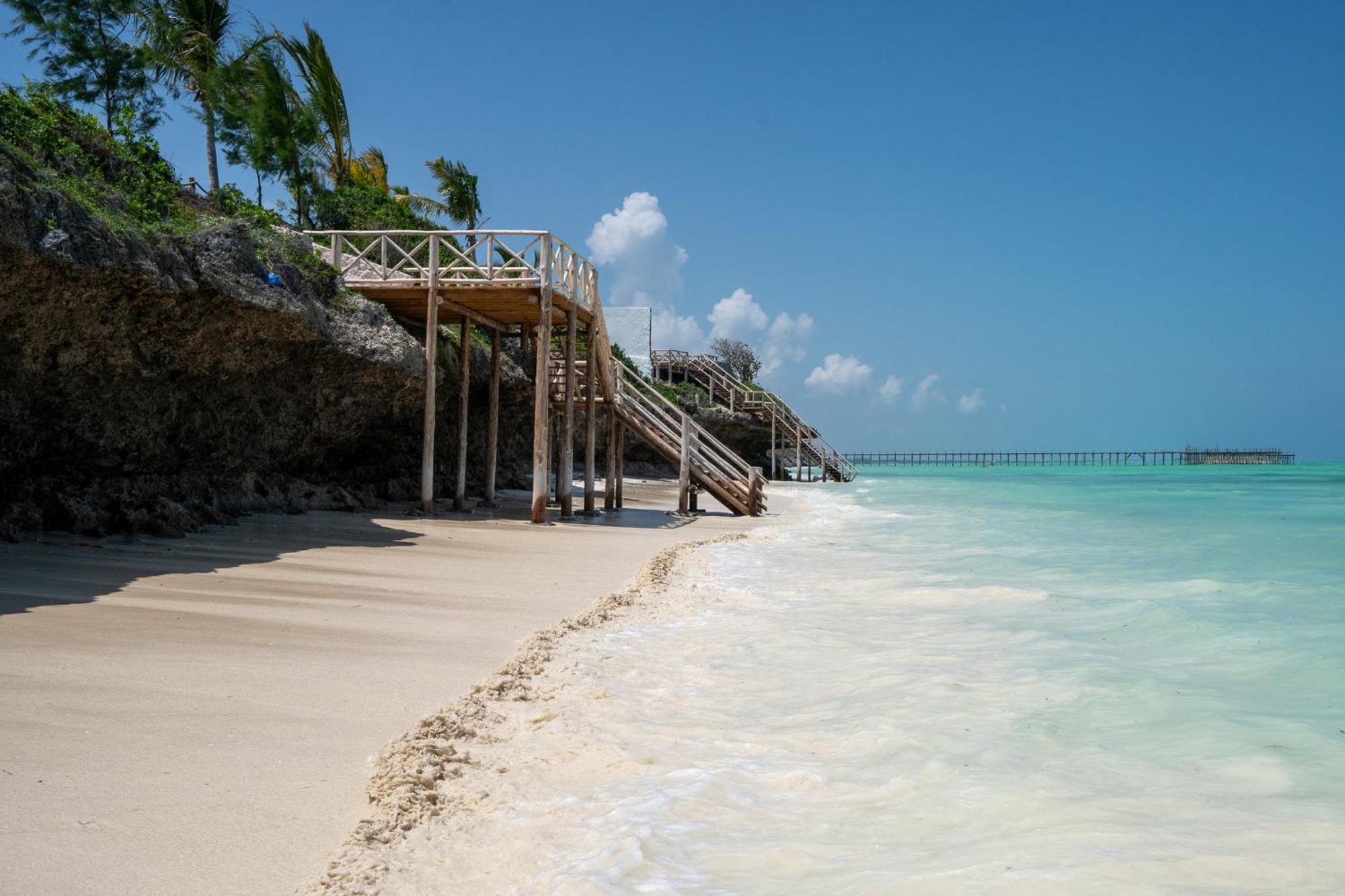Kaskazi Hotel Zanzibar จัมเบียนี ภายนอก รูปภาพ