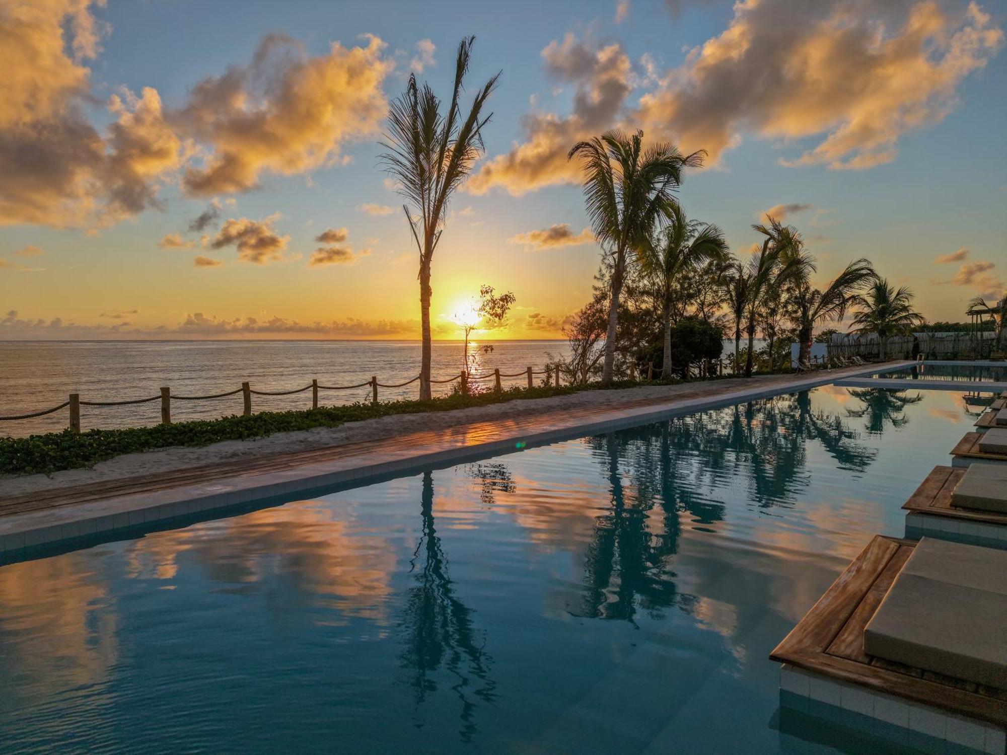 Kaskazi Hotel Zanzibar จัมเบียนี ภายนอก รูปภาพ
